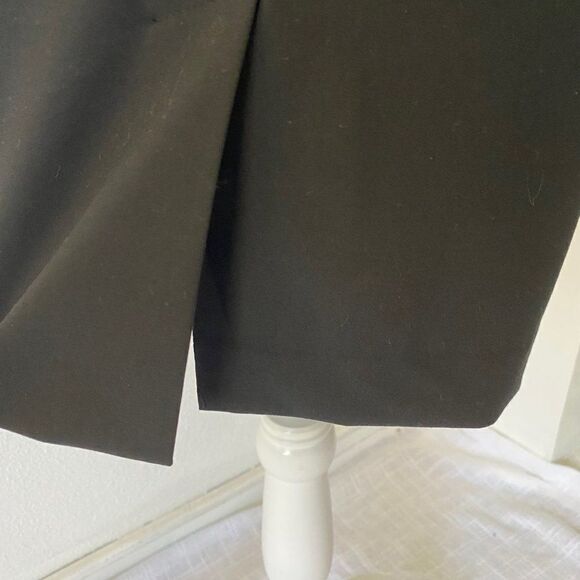 The Limited Black Front Pleat Flared Dressy Skirt SZ 6 - Picture 7 of 11